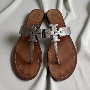 TORY BURCH Silver Pewter Leather Logo Sandals Size 10